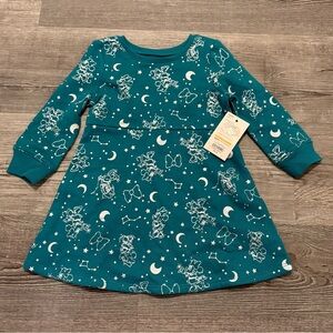 Disney Teal Toddler Dress with Moon & Stars Print
Girl’s 18 months. NWT
